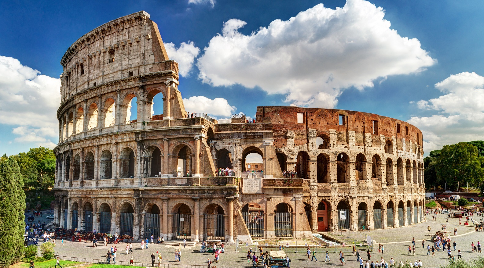 В Колизее открылась выставка «Il Colosseo. Un'icona»